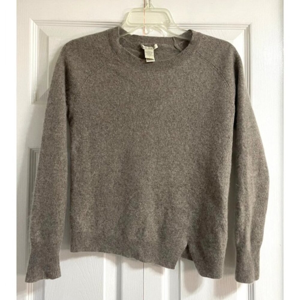 White + Warren 100% Cashmere Crewneck Sweater Taupe Long Sleeve Asymmetrical Hem